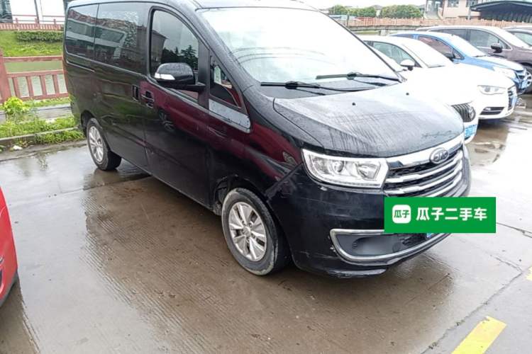 Used JAC Refine M3 2019 IKEA Edition 1.6L Luxury Model Front Right 45 Deg