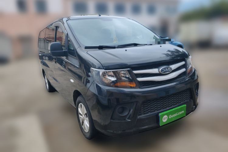 Used JAC Refine M3 2019 PLUS Maker Edition 1.8L Luxury Smart Model with 9 Seats Front Right 45 Deg