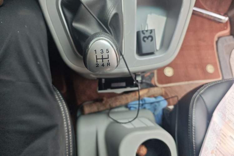 Used JAC Refine M3 2019 IKEA Edition 1.8L Luxury Model Gear Lever