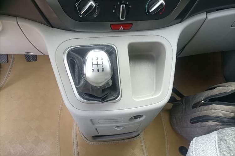Used JAC Refine M3 2019 PLUS Maker Edition 1.8L Luxury Model Gear Lever