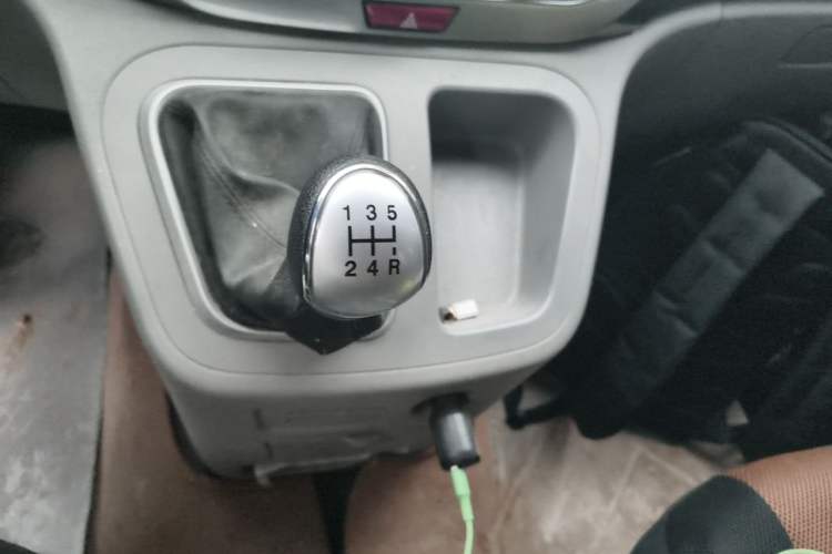 Used JAC Refine M3 2019 PLUS Maker Edition 1.8L Luxury Model Gear Lever