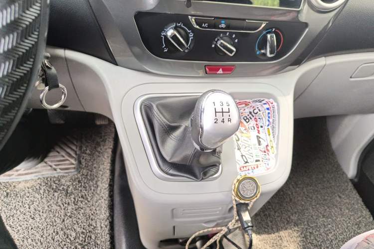 Used JAC Refine M3  Gear Lever