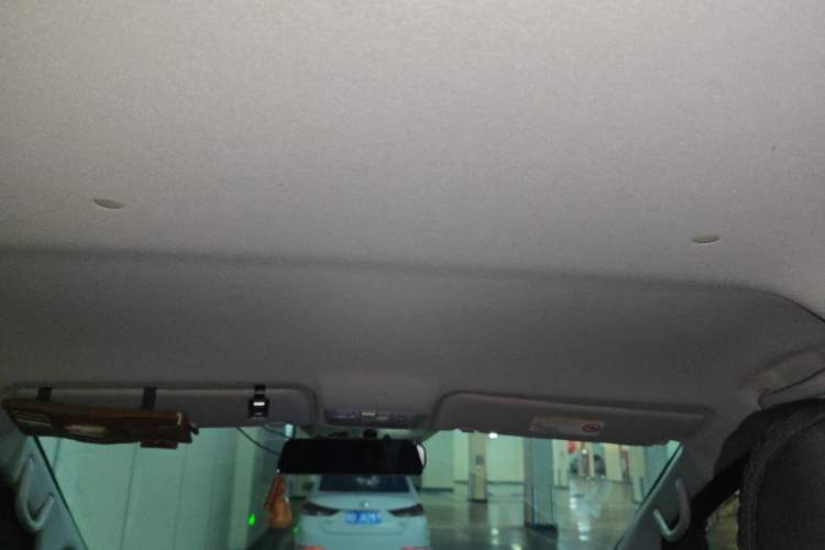 Used JAC Refine M3 2019 Creator Edition 1.8L Luxury Model Headliner