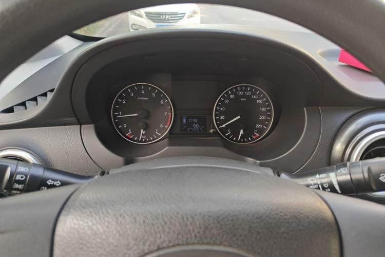 Used JAC Refine M3 2019 1.8L 5-Seater Express Edition Instrument Cluster