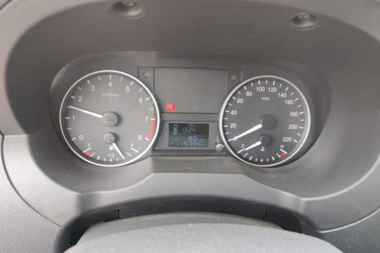 Used JAC Refine M3 2019 PLUS Maker Edition 1.8L Luxury Smart Model with 9 Seats Instrument Cluster
