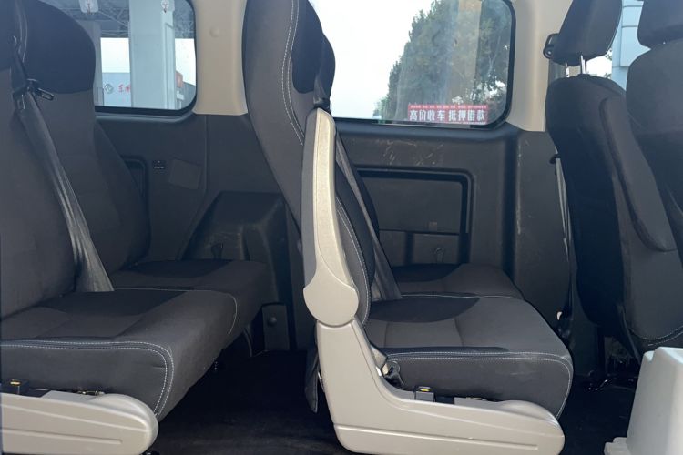 Used JAC Refine M3 2019 PLUS Maker Edition 1.8L Luxury Smart Model with 9 Seats Interior 1