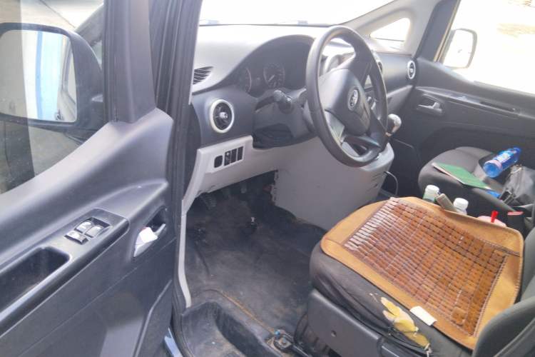 Used JAC Refine M3 2019 1.8L 5-Seater Express Edition Interior 3