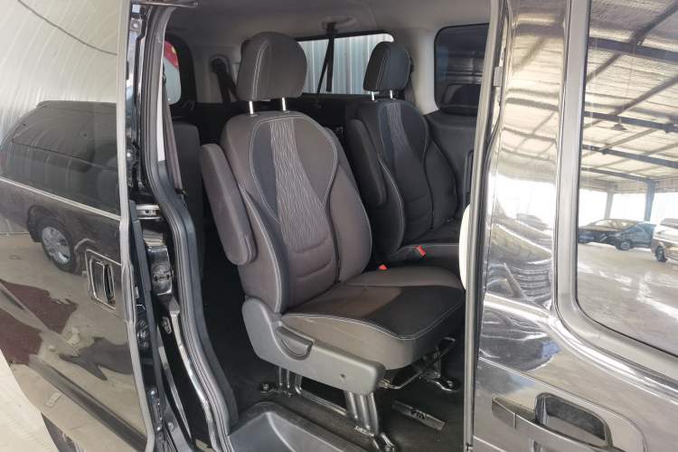 Used JAC Refine M3 2019 PLUS IKEA Edition 1.8L Luxury Model Interior 4