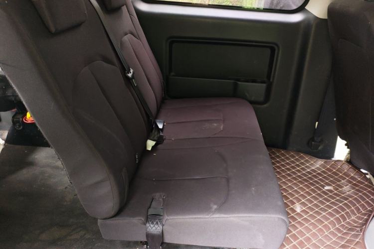 Used JAC Refine M3 2019 Creator Edition 1.6L Luxury Version Interior 4
