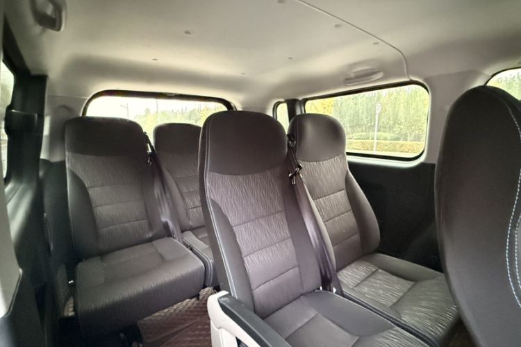 Used JAC Refine M3 2019 PLUS IKEA Edition 1.8L Luxury 9-Seater Interior 7