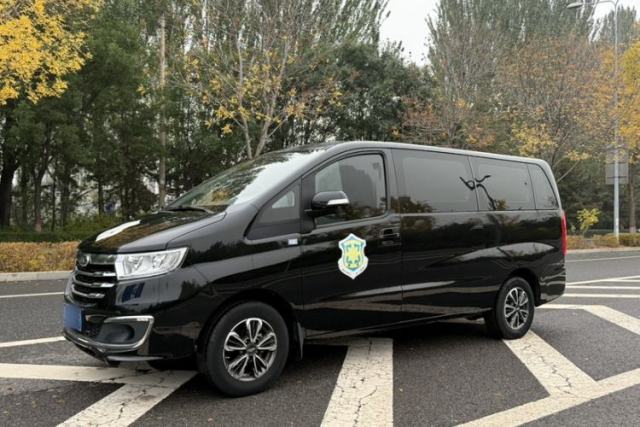 Used JAC Refine M3 2019 PLUS IKEA Edition 1.8L Luxury 9-Seater