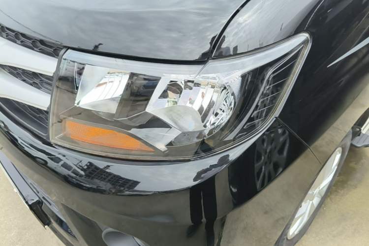 Used JAC Refine M3 2019 Creator Edition 1.8L Luxury Model Left Front Headlight