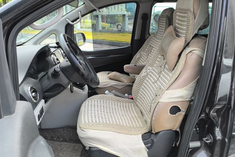 Used JAC Refine M3 2019 PLUS IKEA Edition 1.8L Luxury 9-Seater Left Front Seat