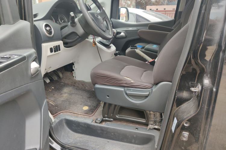 Used JAC Refine M3 2019 PLUS Maker Edition 1.8L Luxury Smart Model with 9 Seats Left Front Seat