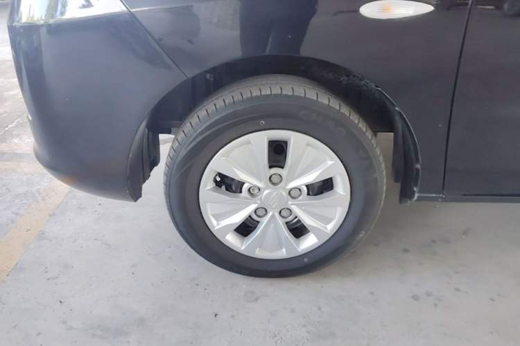 Used JAC Refine M3 2019 Creator Edition 1.8L Luxury Model Left Front Wheel Hub