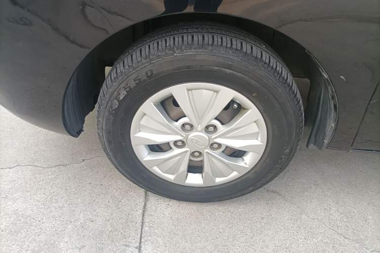 Used JAC Refine M3 2019 PLUS Maker Edition 1.8L Luxury Model Left Front Wheel Hub
