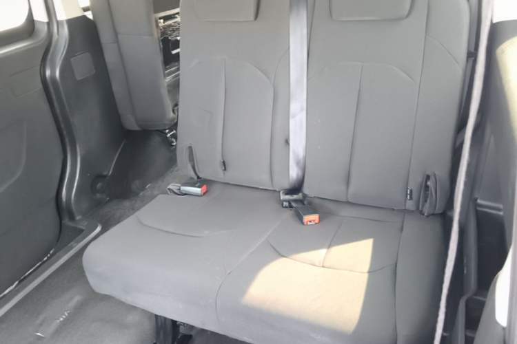 Used JAC Refine M3 2019 PLUS Maker Edition 1.8L Luxury Model Left Rear Seat