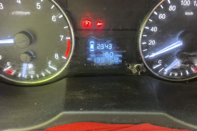 Used JAC Refine M3 2019 Creator Edition 1.6L Luxury Smart Version Odometer Close Up