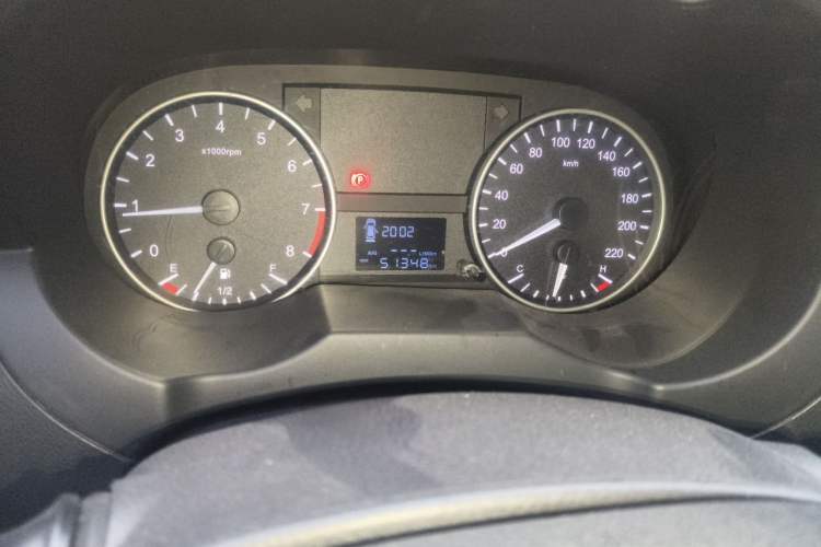 Used JAC Refine M3 2019 PLUS Maker Edition 1.8L Luxury Model Odometer Close Up