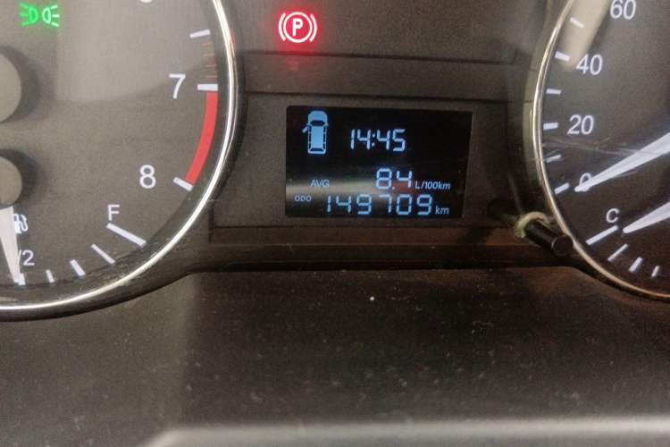Used JAC Refine M3 2019 IKEA Edition 1.6L Luxury Model Odometer Close Up