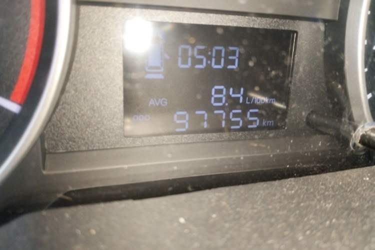 Used JAC Refine M3 2019 PLUS Maker Edition 1.8L Luxury Model Odometer Close Up