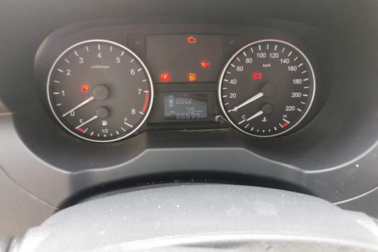 Used JAC Refine M3 2019 PLUS Maker Edition 1.8L Luxury Model Odometer Close Up
