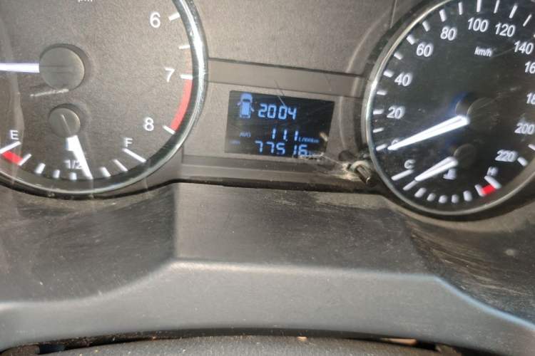 Used JAC Refine M3 2019 IKEA Edition 1.6L Luxury Model Odometer Close Up
