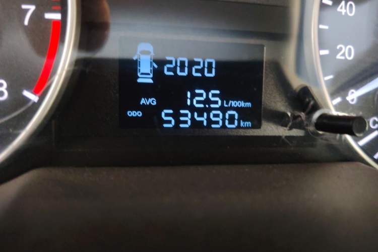 Used JAC Refine M3 2019 IKEA Edition 1.8L Luxury Model Odometer Close Up