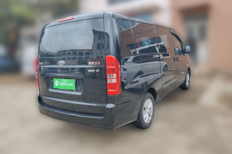 Used JAC Refine M3 2019 PLUS Maker Edition 1.8L Luxury Smart Model with 9 Seats Rear Right 45 Deg