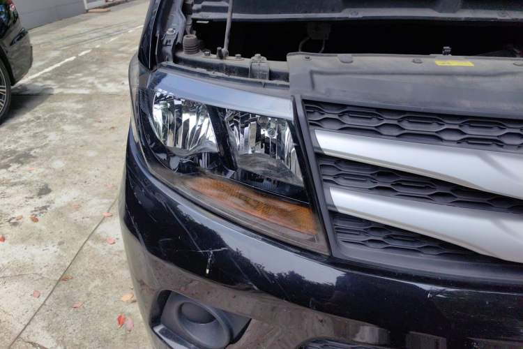 Used JAC Refine M3 2019 1.8L 5-Seater Express Edition Right Front Headlight