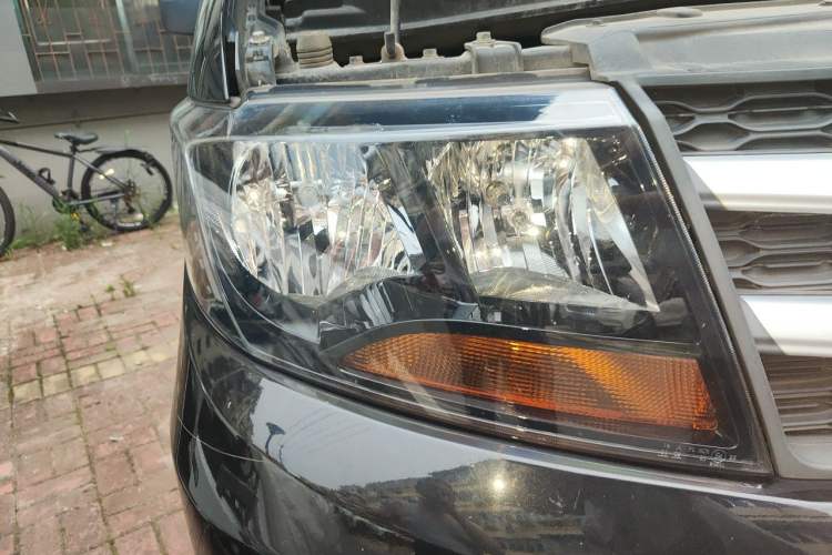 Used JAC Refine M3 2019 Creator Edition 1.8L Luxury Model Right Front Headlight