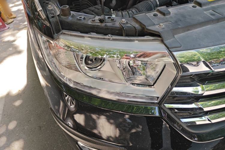 Used JAC Refine M3 2019 PLUS IKEA Edition 1.8L Luxury Model Right Front Headlight