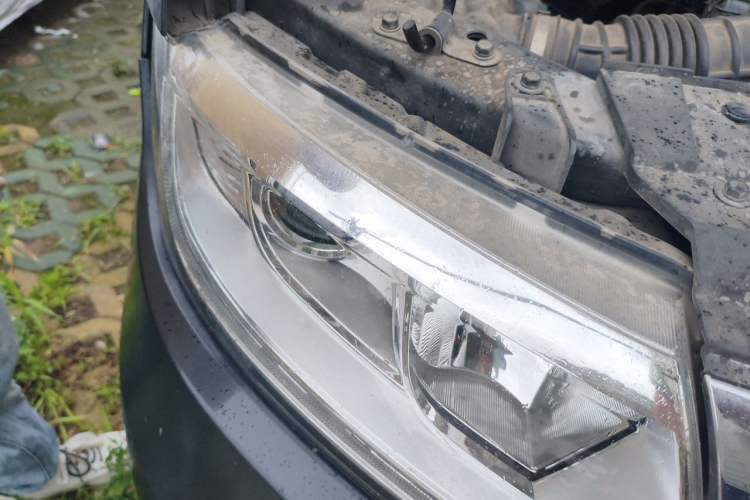 Used JAC Refine M3 2019 IKEA Edition 1.6L Luxury Model Right Front Headlight