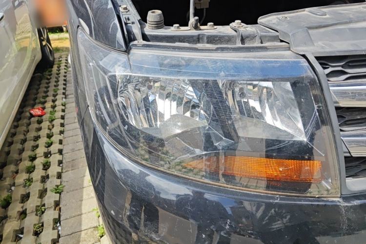Used JAC Refine M3 2019 Creator Edition 1.8L Luxury Smart Version Right Front Headlight