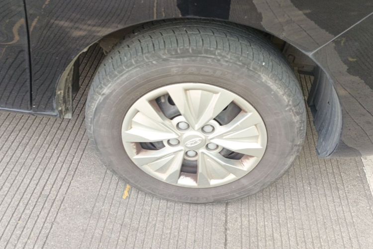 Used JAC Refine M3 2019 PLUS Maker Edition 1.8L Luxury Model Right Front Wheel Hub