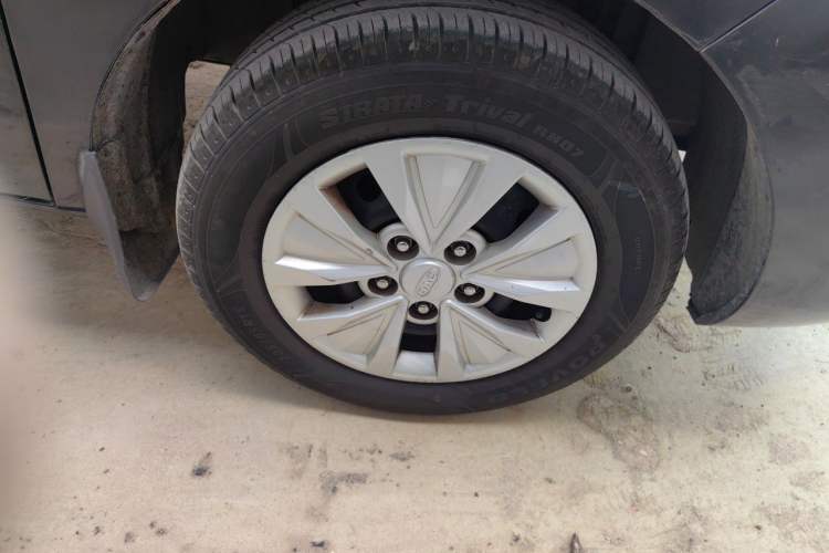Used JAC Refine M3 2019 PLUS Maker Edition 1.8L Luxury Model Right Front Wheel Hub