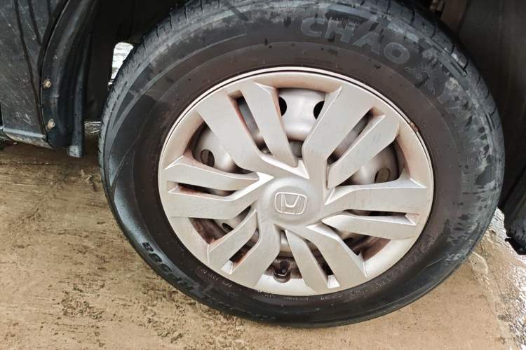 Used JAC Refine M3 2019 1.8L 5-Seater Express Edition Right Front Wheel Hub