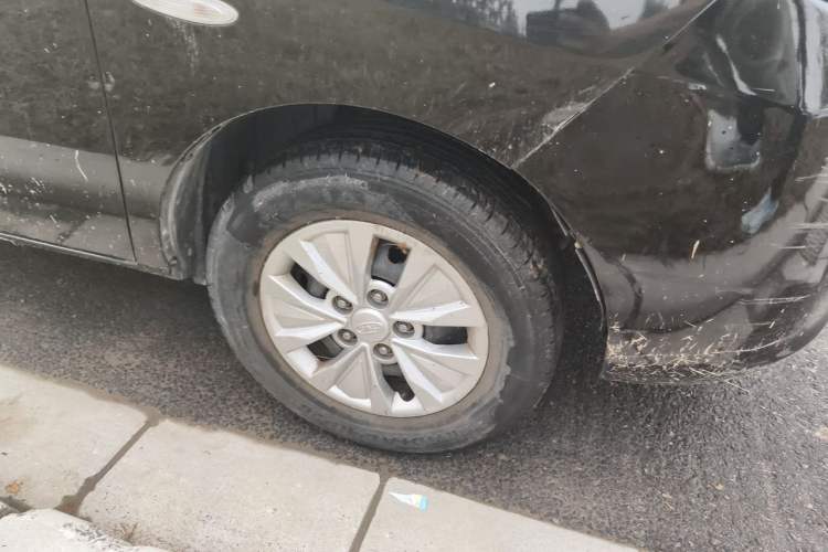 Used JAC Refine M3 2019 PLUS Maker Edition 1.8L Luxury Model Right Front Wheel Hub