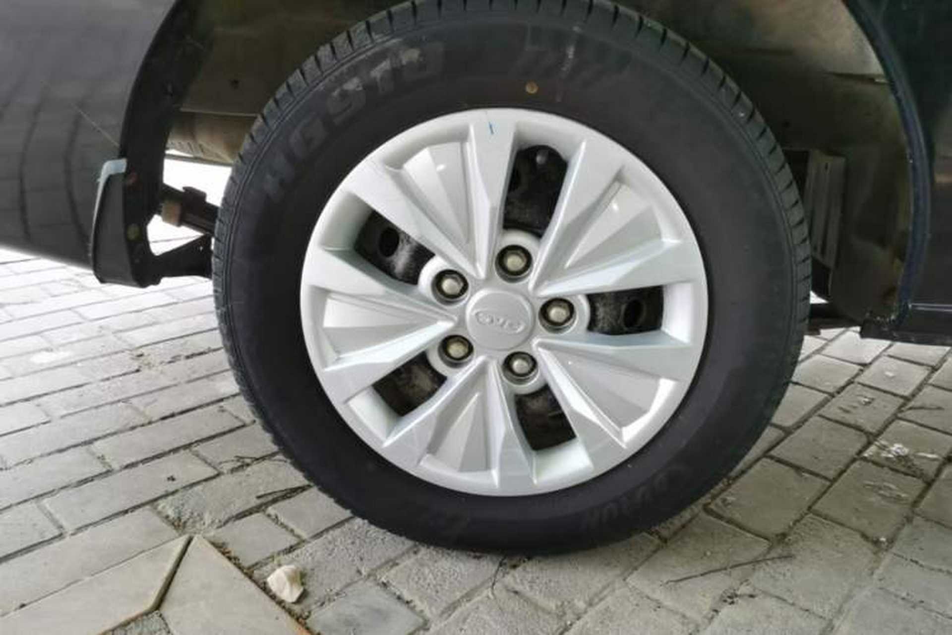 Used JAC Refine M3 2019 Creator Edition 1.6L Luxury Version Right Rear Wheel Hub