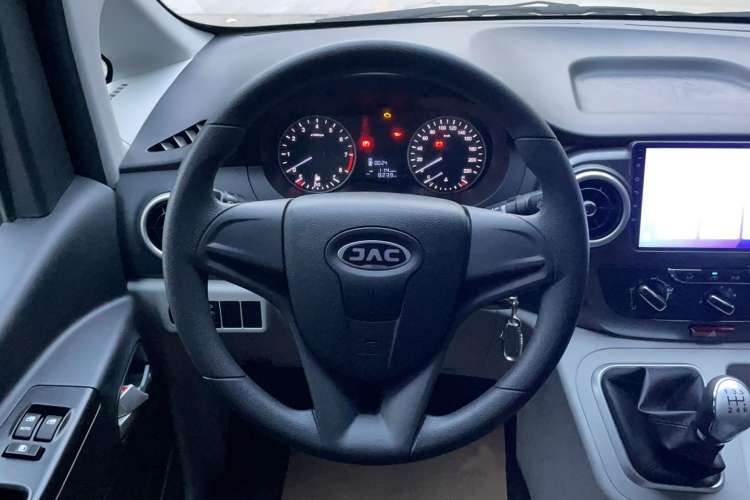 Used JAC Refine M3 2019 PLUS Maker Edition 1.8L Luxury Smart Model with 9 Seats Steering Wheel