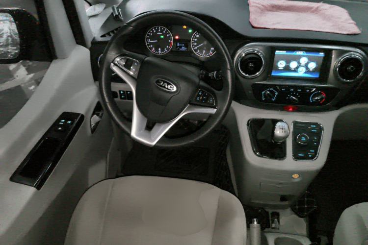 Used JAC Refine M3 2019 IKEA Edition 1.5T Luxury Smart Model Steering Wheel