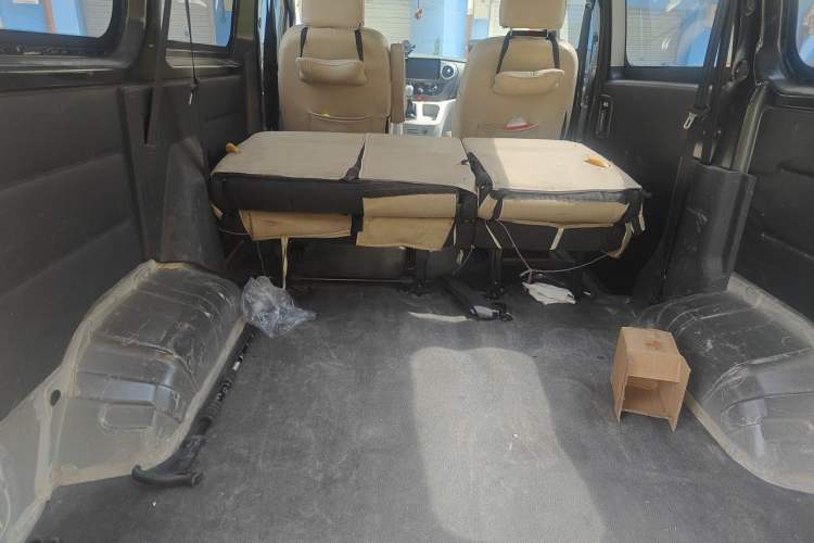 Used JAC Refine M3 2019 1.8L 5-Seater Express Edition Trunk