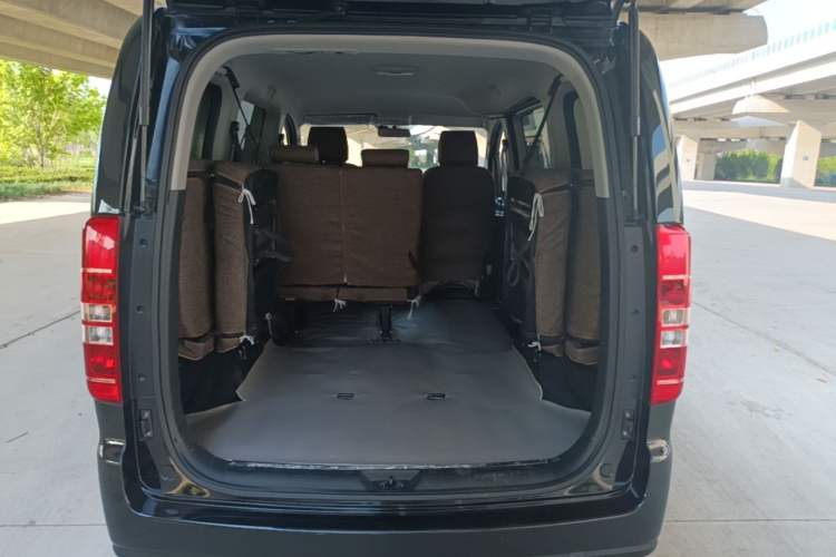 Used JAC Refine M3 2019 Creator Edition 1.8L Luxury Model Trunk