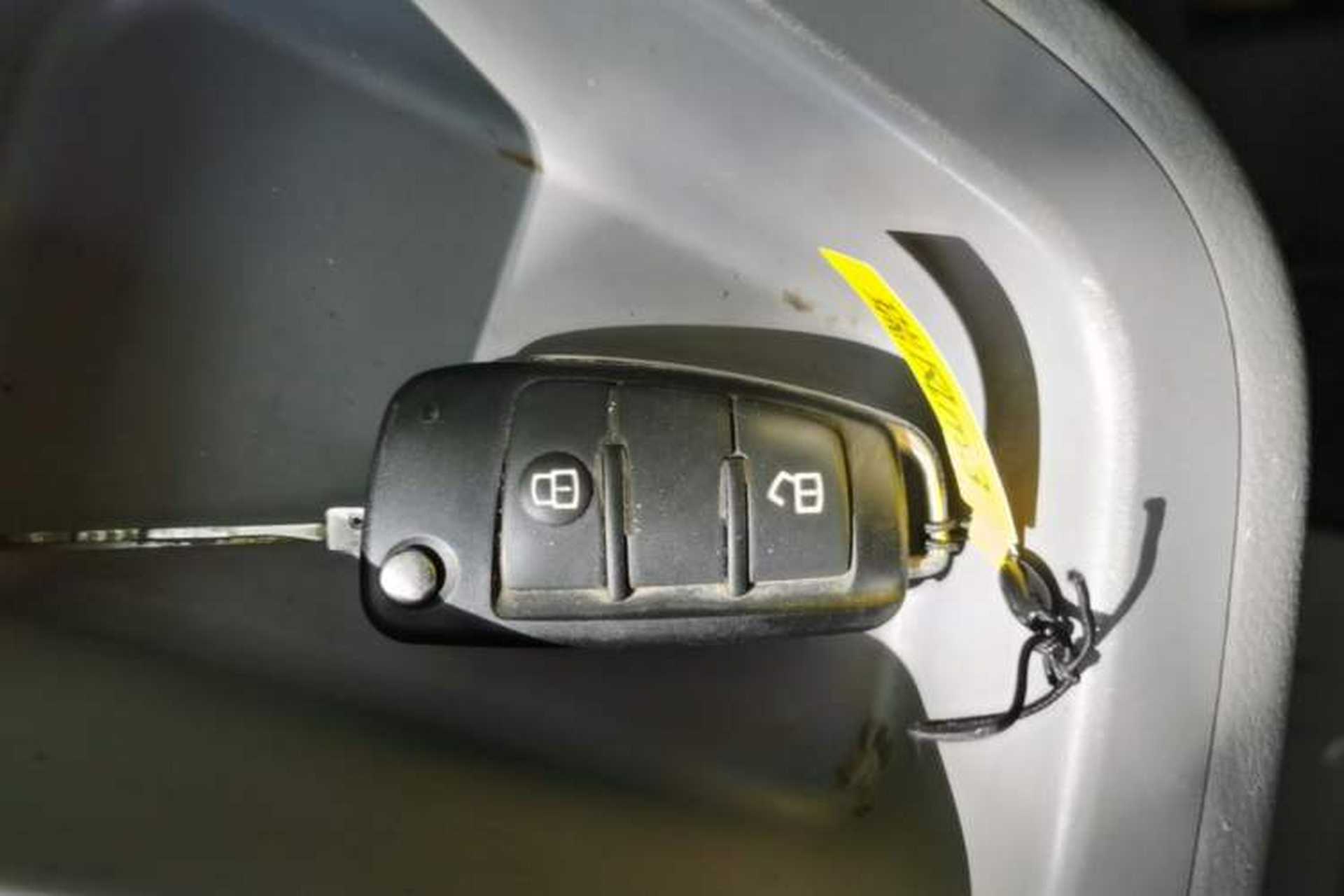 Used JAC Refine M3 2019 Creator Edition 1.6L Luxury Version Vehicle Key