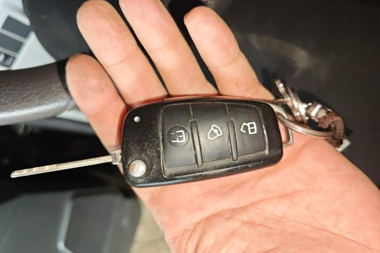 Used JAC Refine M3 2019 PLUS Maker Edition 1.8L Luxury Model Vehicle Key