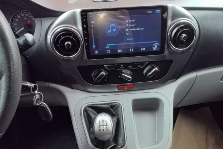 Used JAC Refine M3 2019 IKEA Edition 1.6L Luxury Model Audio And AC Panel