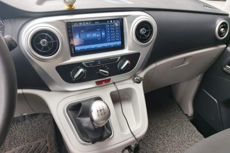 Used JAC Refine M3 2019 1.8L 5-Seater Express Edition Audio And AC Panel