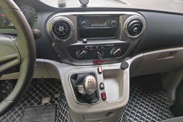 Used JAC Refine M3 2019 PLUS Creator Edition 1.8L Luxury Smart Model Audio And AC Panel