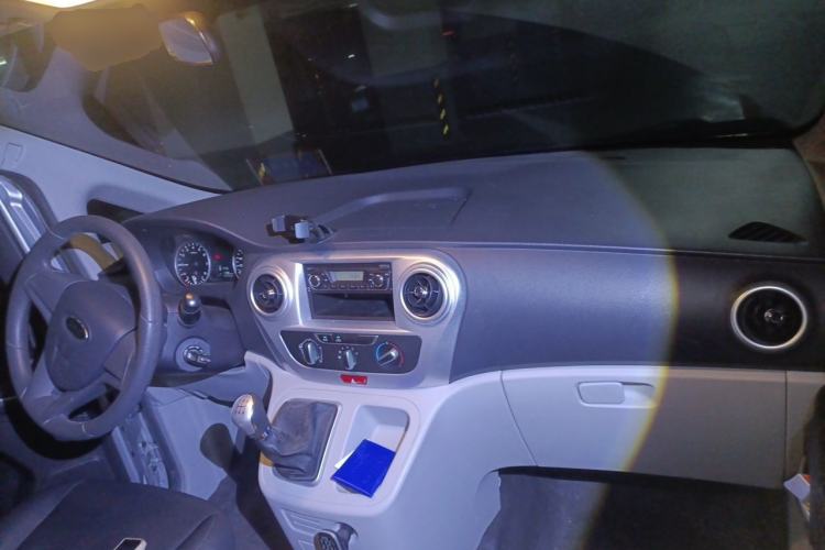 Used JAC Refine M3 2019 1.8L 2-Seat Shuttle Version Center Console