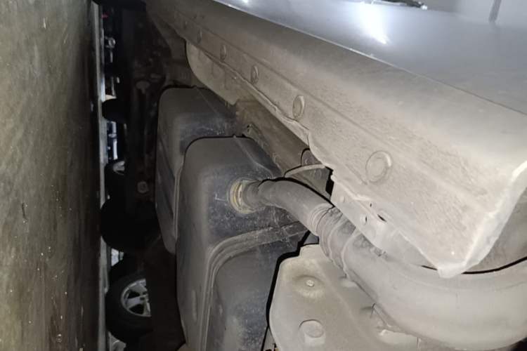 Used JAC Refine M3 2019 1.8L 5-Seater Express Edition Chassis Rear Left
